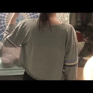 Long sleeve crop top